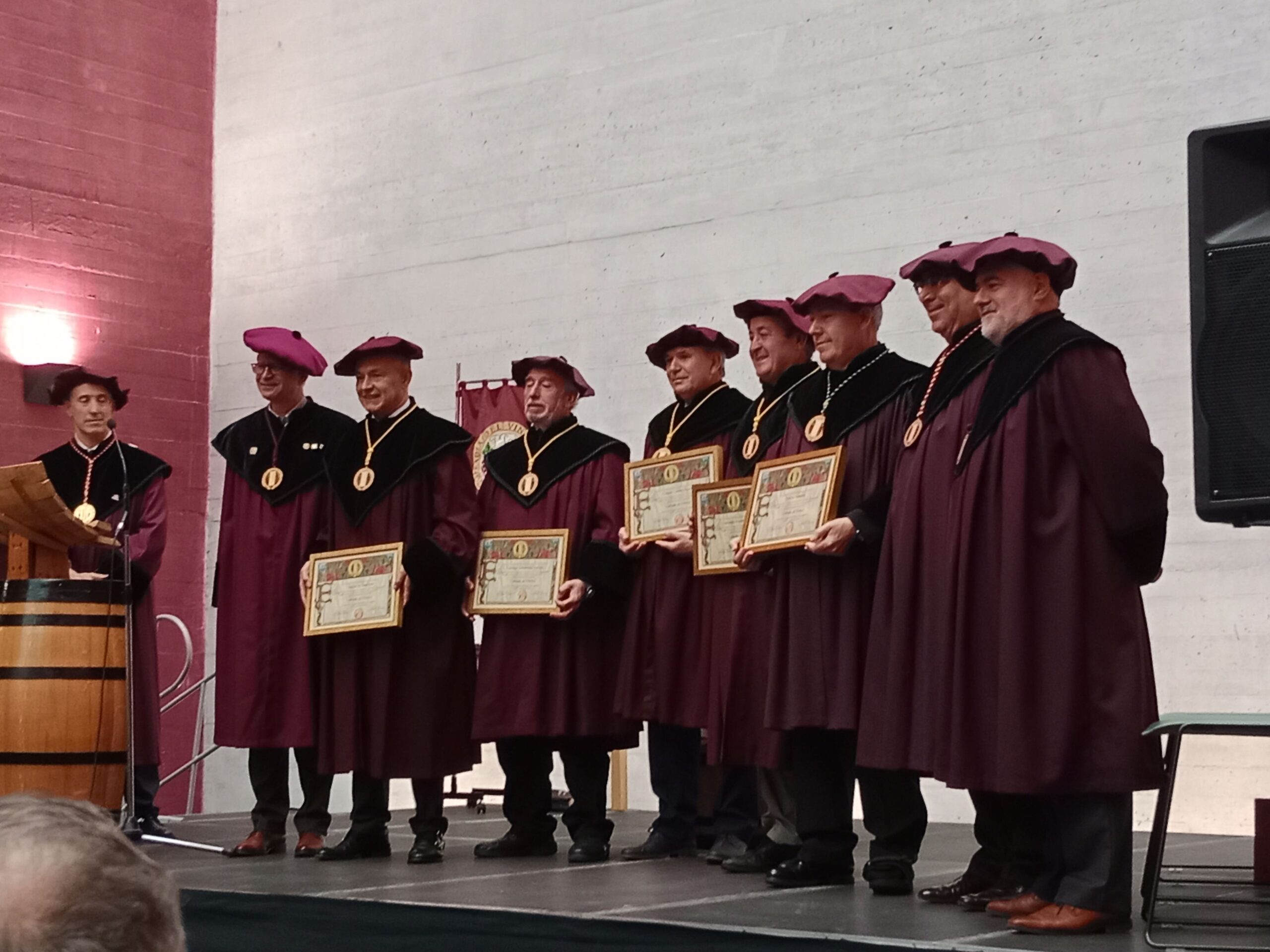 La Casa de La Rioja en Gipuzkoa celebra en Logroño el XLV Capítulo del Vino y el 40º Aniversario de la Cofradía del Vino de Rioja